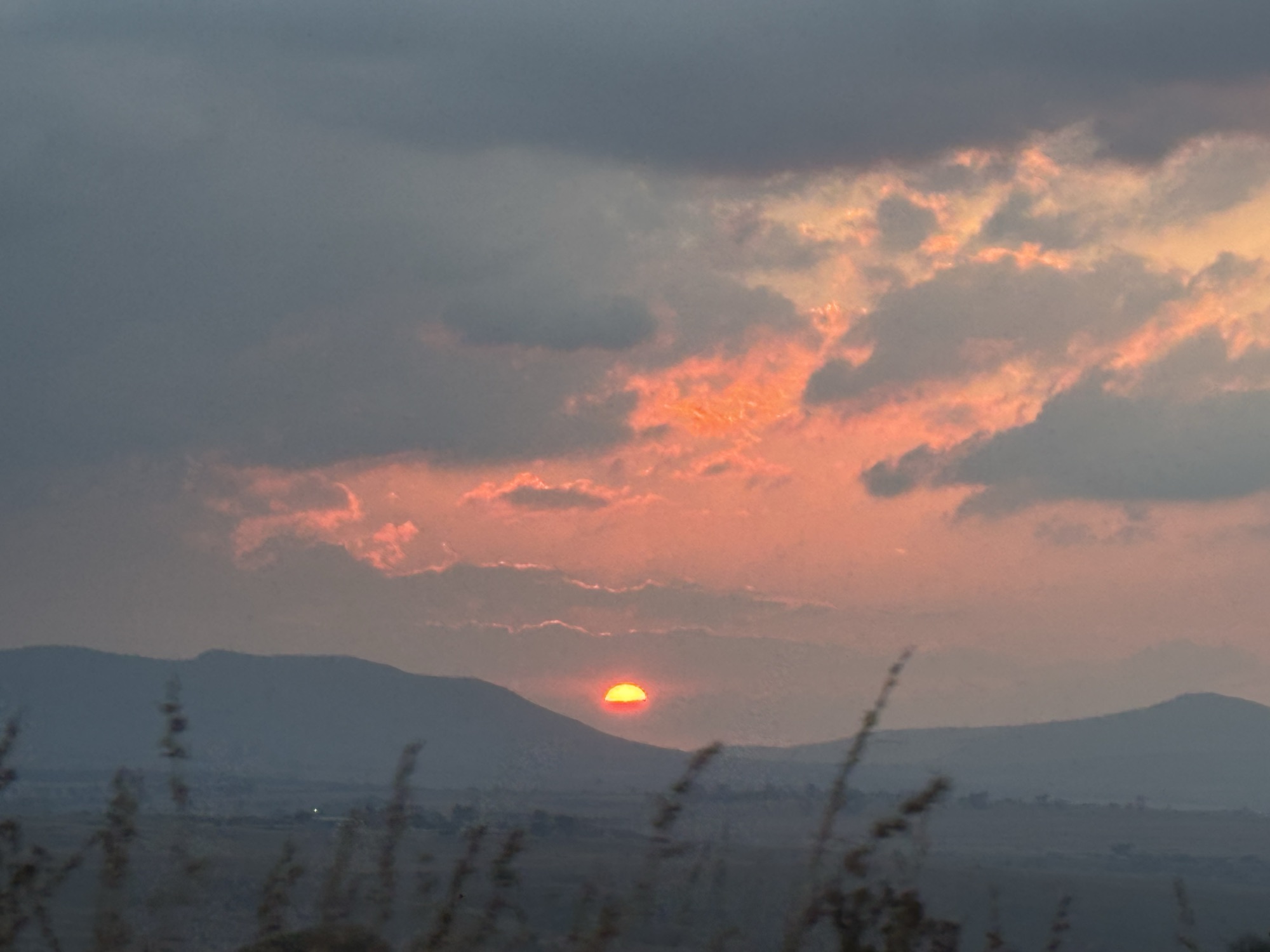 Atardecer en la Ruta Panorámica de Sudáfrica