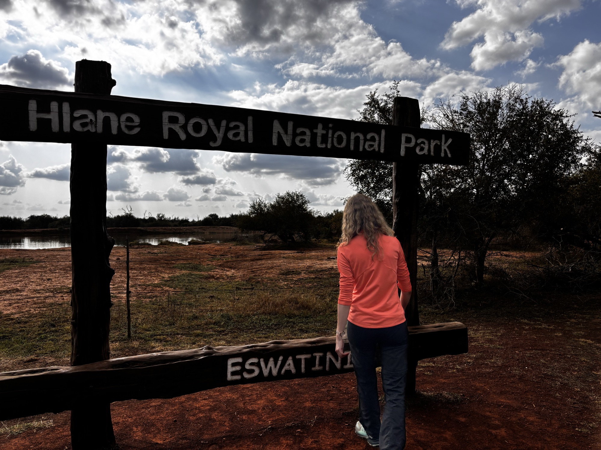 Paisaje de sabana en Hlane Royal National Park (Eswatini)