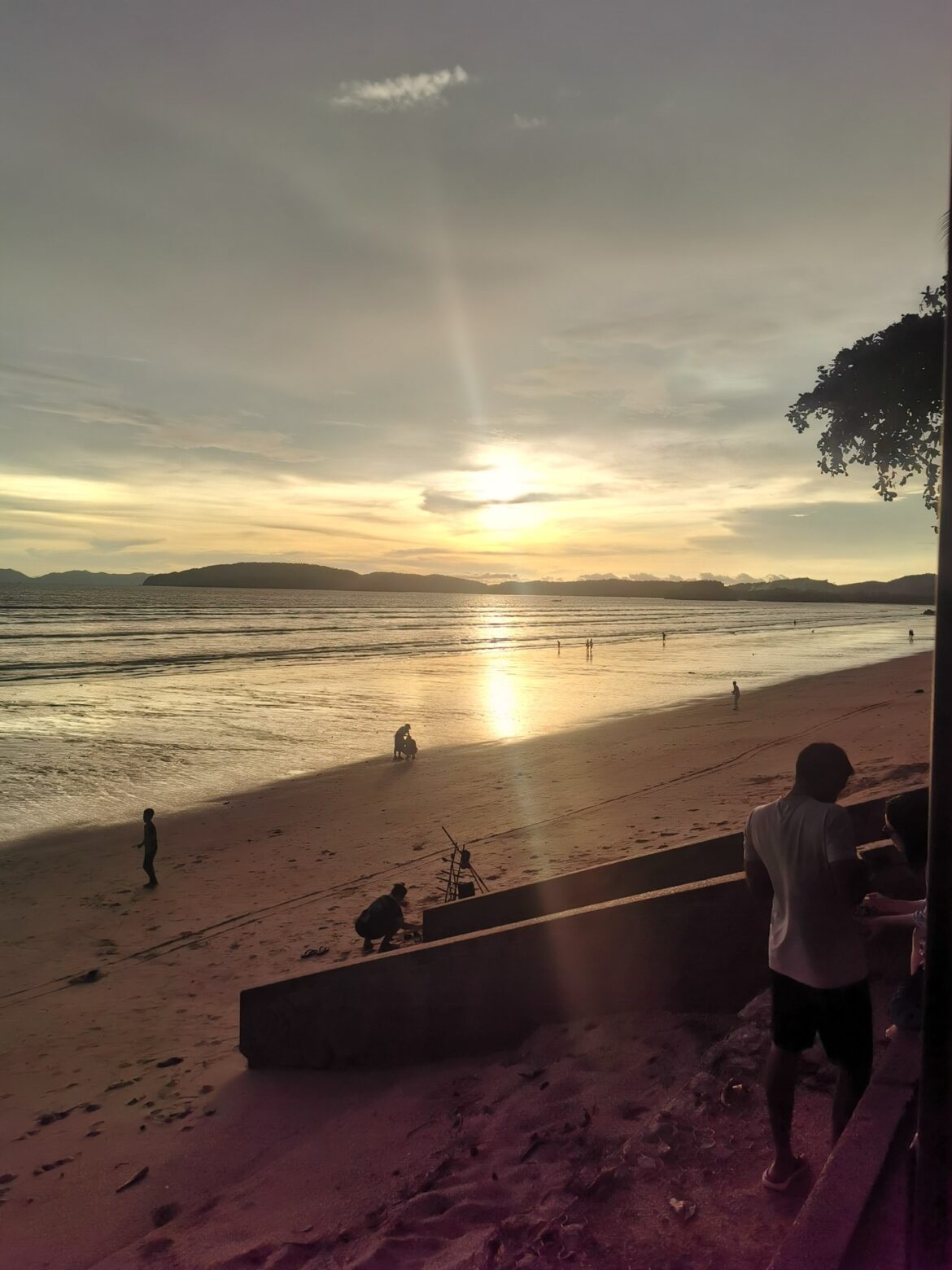 Atardecer en la playa de Ao Nang al volver de la excursión