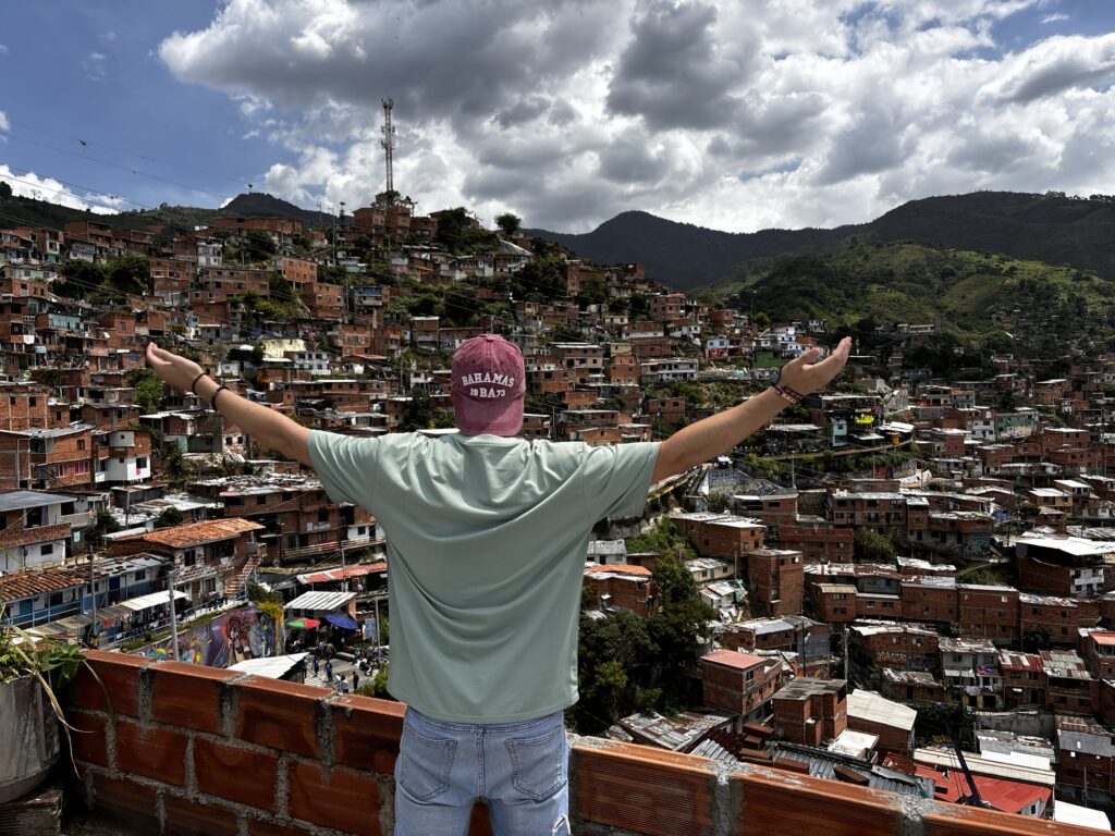 Qué ver en Medellín: El Poblado, Comuna 13 y consejos